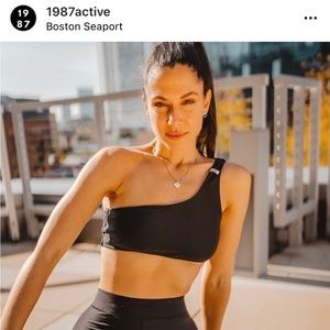 NWOT 1987 Active one shoulder sports bra low impact black